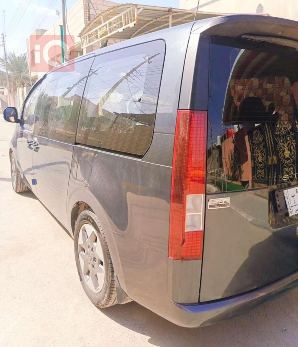 هيونداي ستاريا